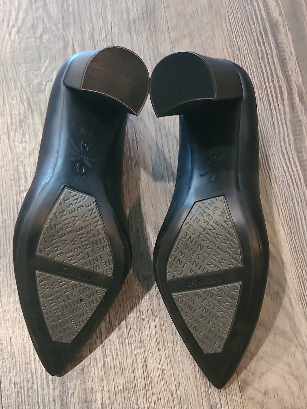Nine West Astoria9x9 Block Heel Pump Size 6.5